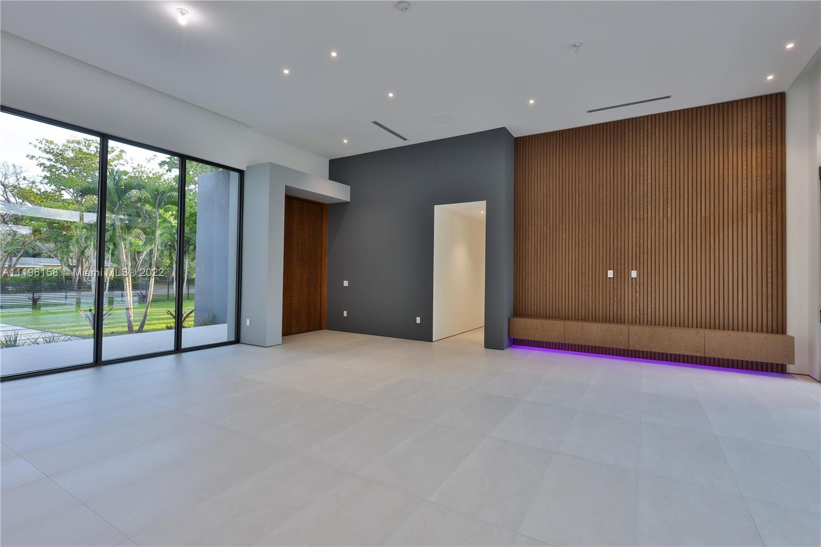 PINE TREE ESTATES - Residential