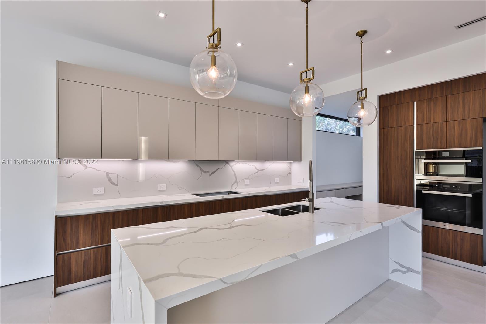 PINE TREE ESTATES - Residential