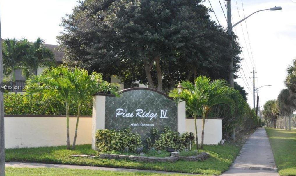 +55 Community. Beautiful 1 bed/1 bath apartment, 1st floor, washer and dryer inside. Quiet community, no pets allowed, clubhouse provided swimming pool, shuffleboard, barbecue area. Plenty of parking spaces
TEXT LISTING AGENT