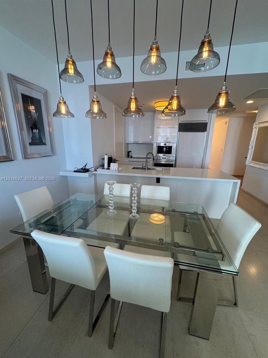 16001 Collins Ave 1002