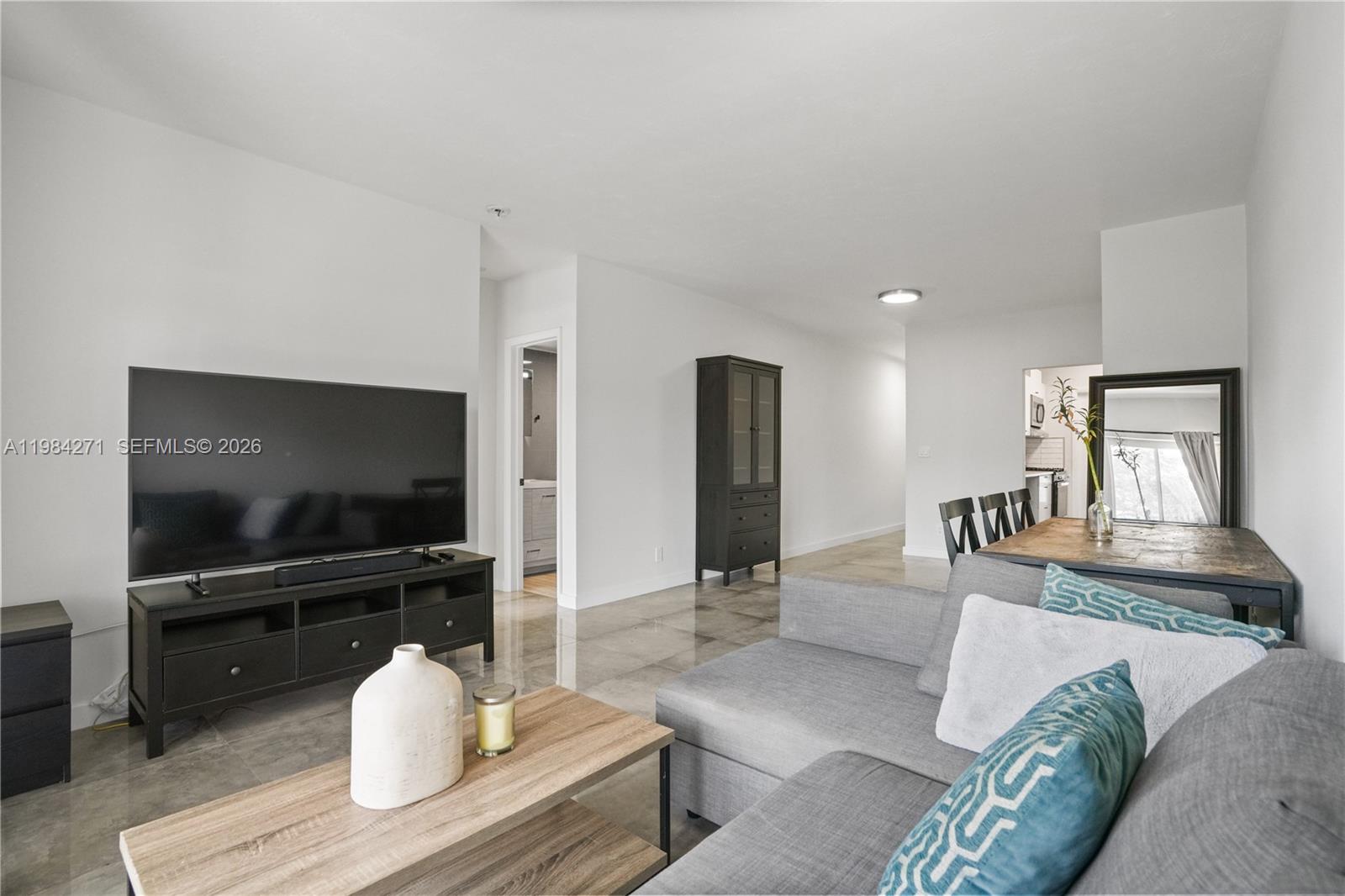 KEYSTONE ARMS CONDO - Residential Lease