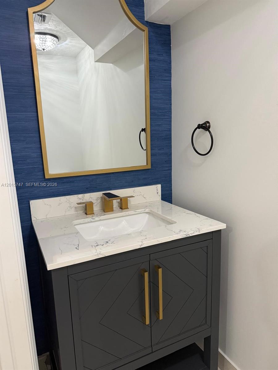 KEYS GATE RESIDENTIAL - Residential Lease