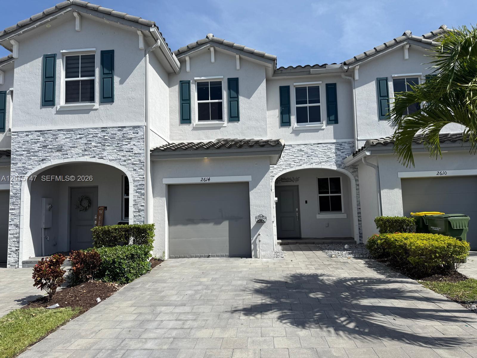 KEYS GATE RESIDENTIAL - Residential Lease
