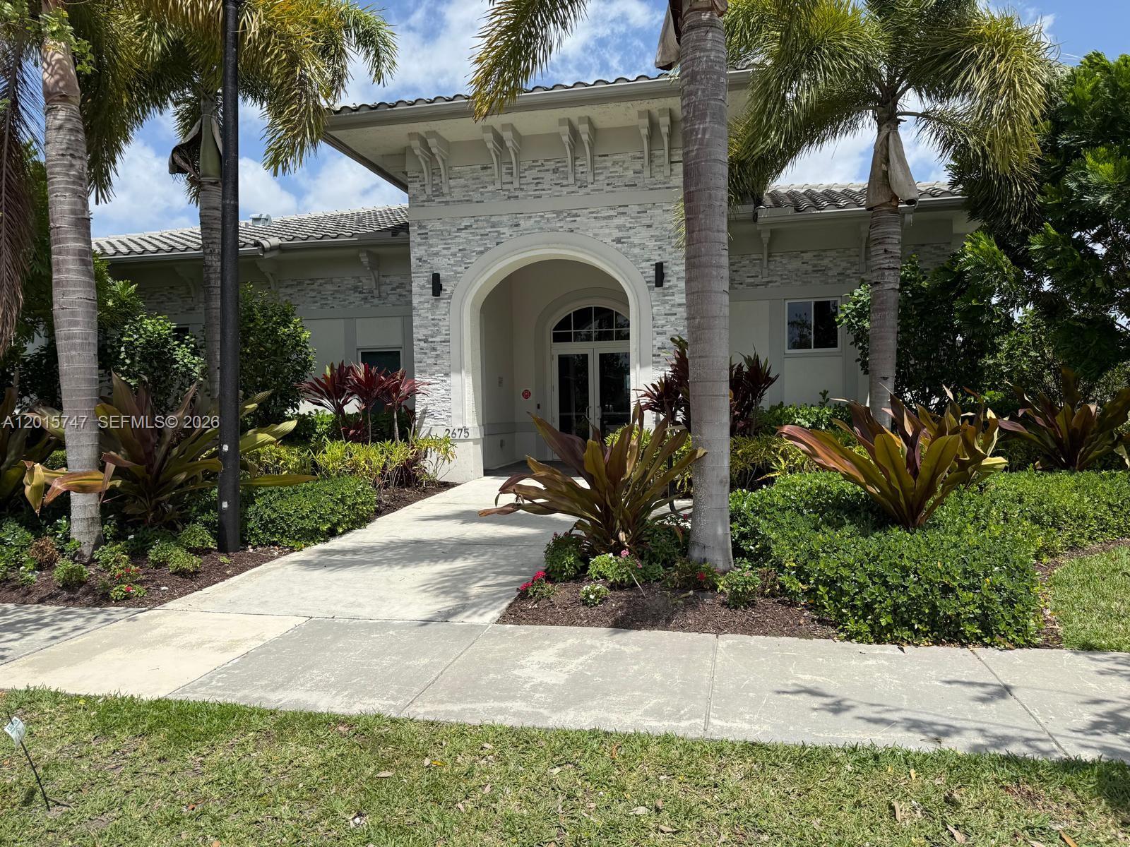 KEYS GATE RESIDENTIAL - Residential Lease