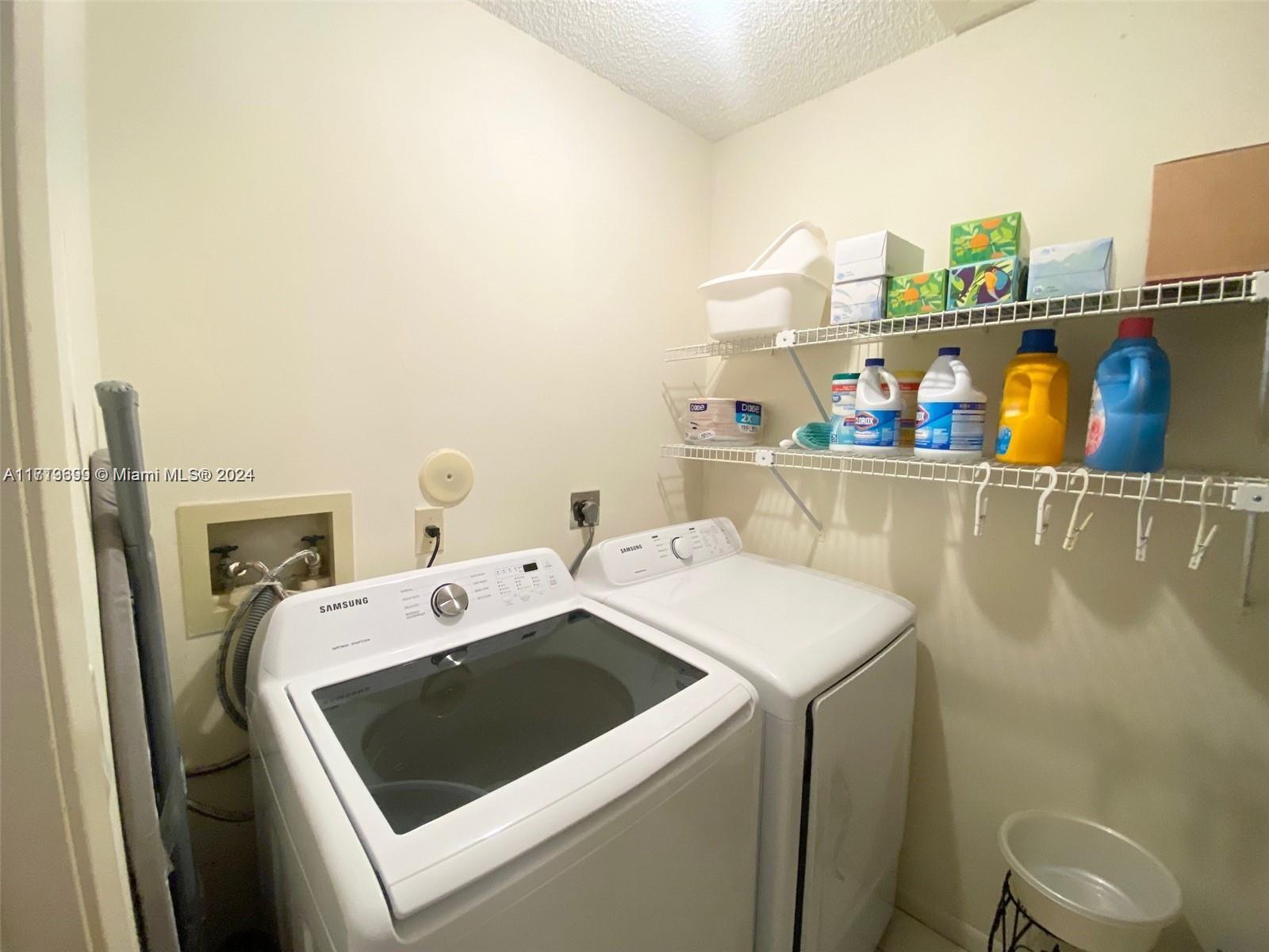 WHISPER WALK SEC C CONDO - Residential