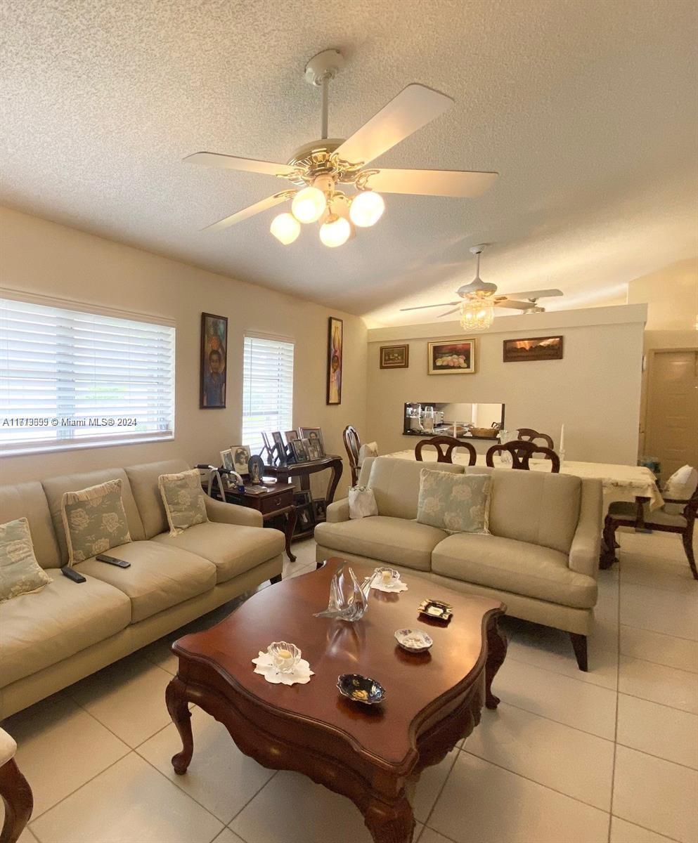 WHISPER WALK SEC C CONDO - Residential