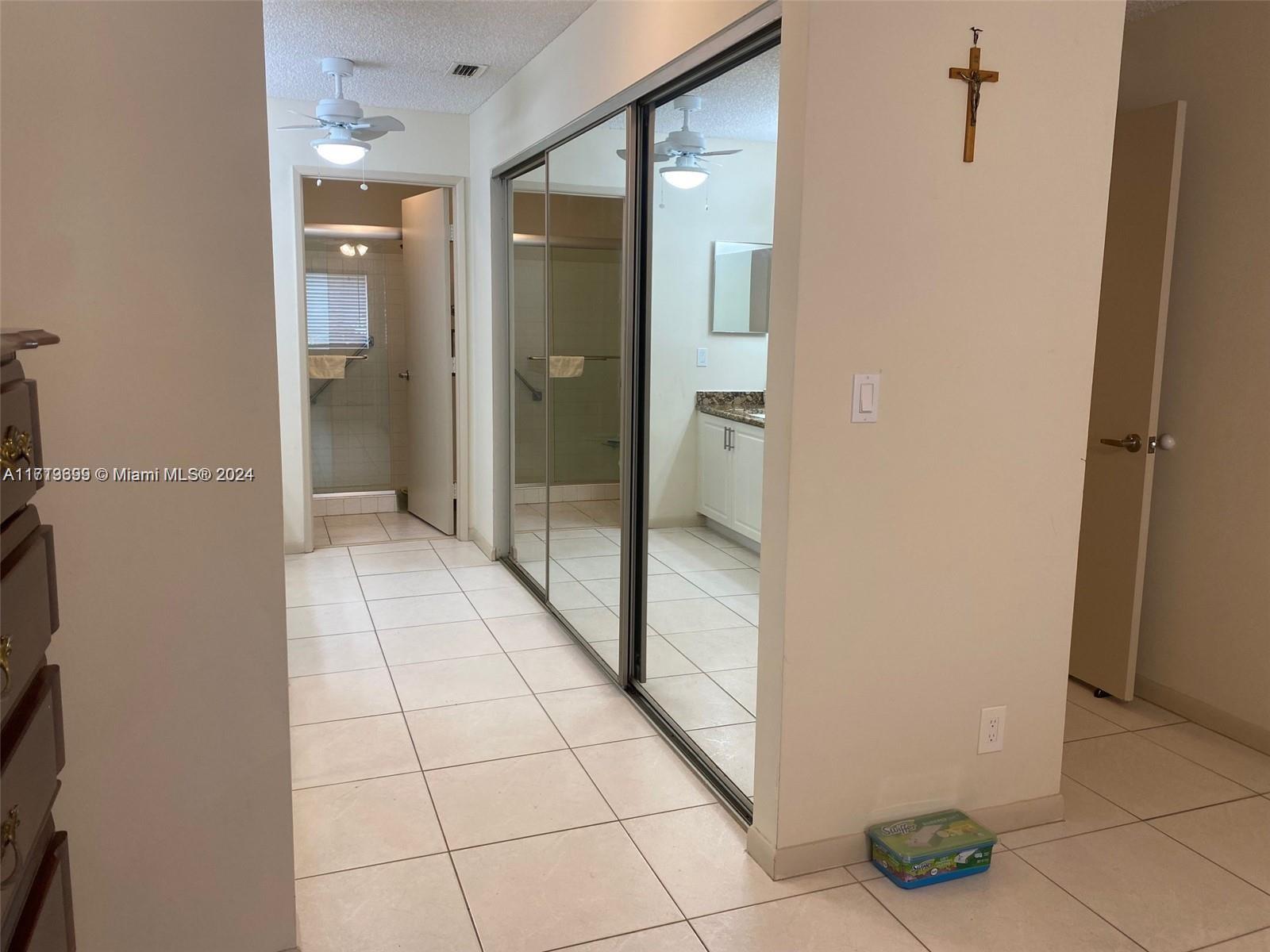 WHISPER WALK SEC C CONDO - Residential