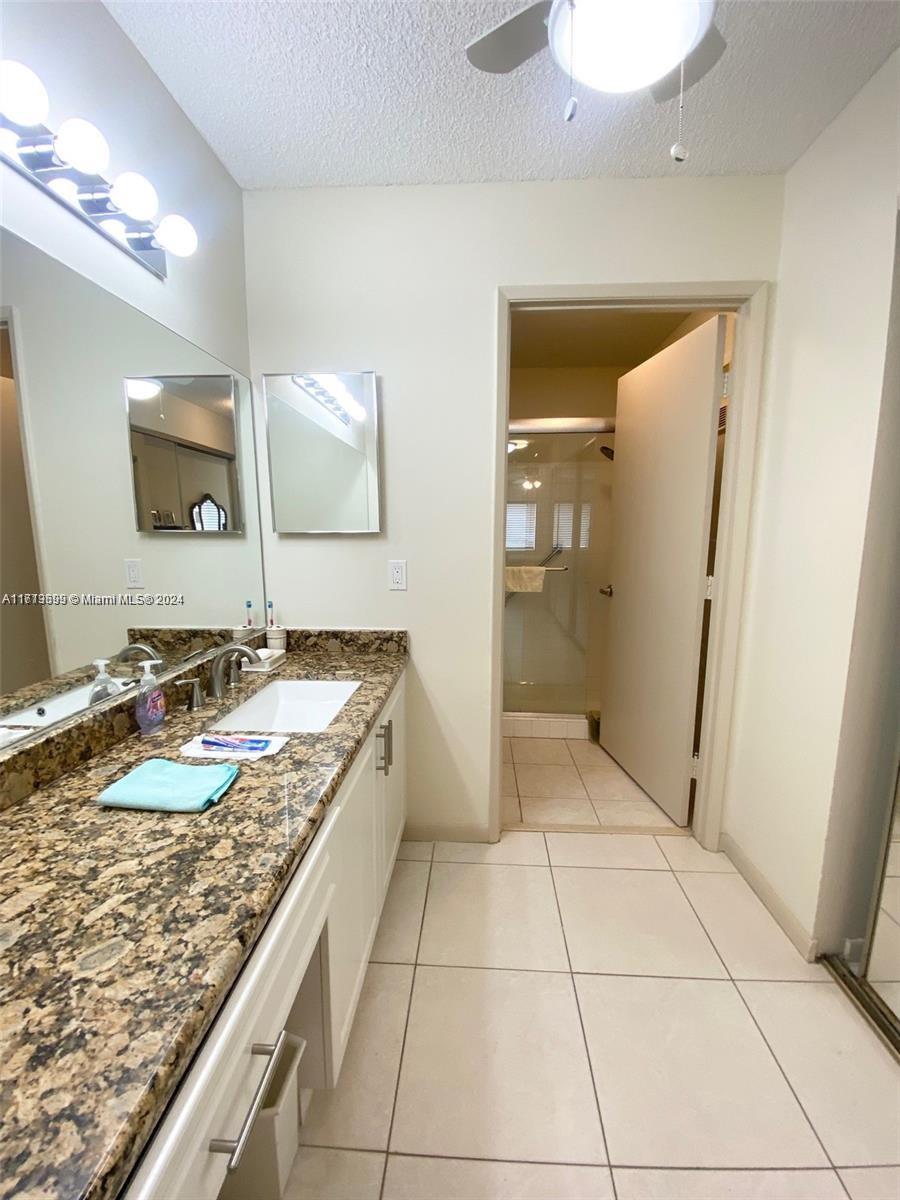 WHISPER WALK SEC C CONDO - Residential
