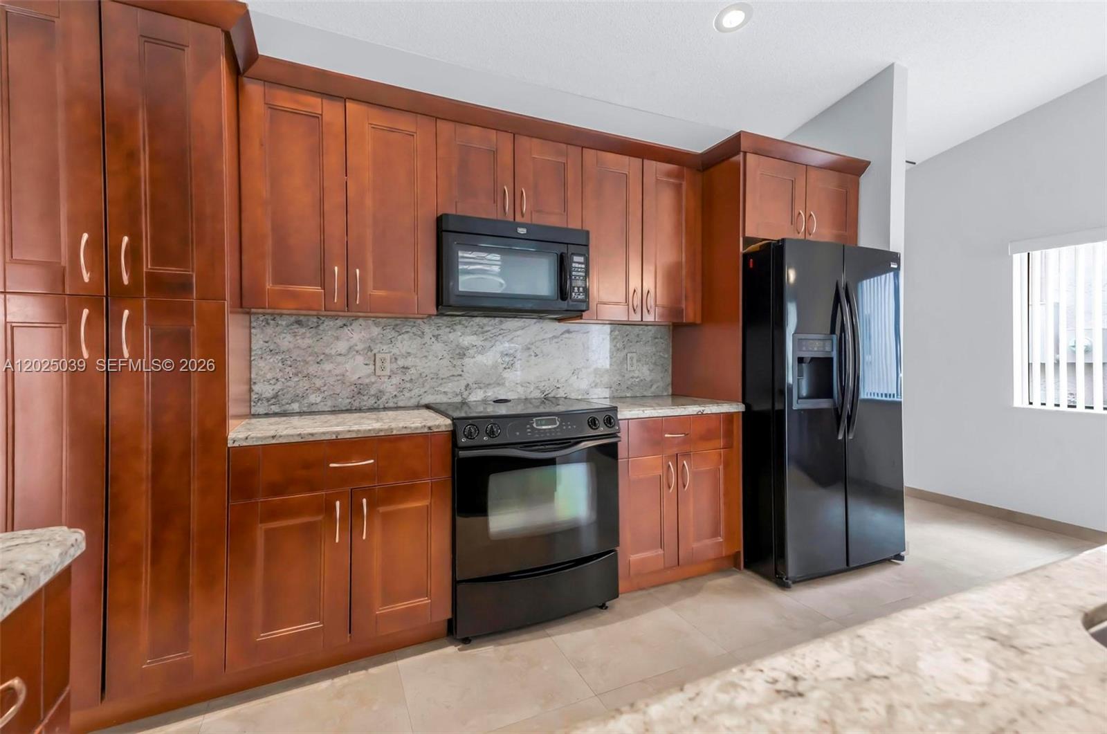 NOB HILL VILLAGE - Residential