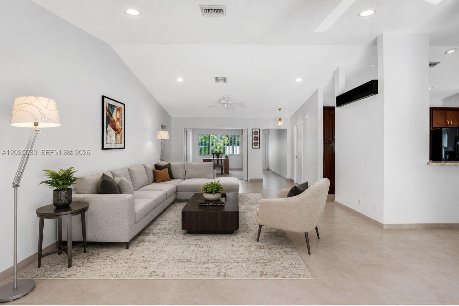 1541 SW 102nd Ter