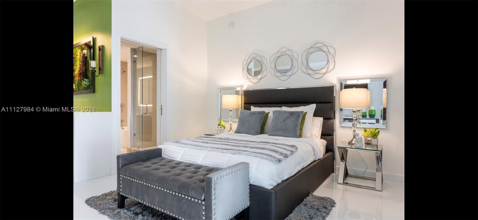 PARAMOUNT MIAMI WORLDCENT - Residential Lease