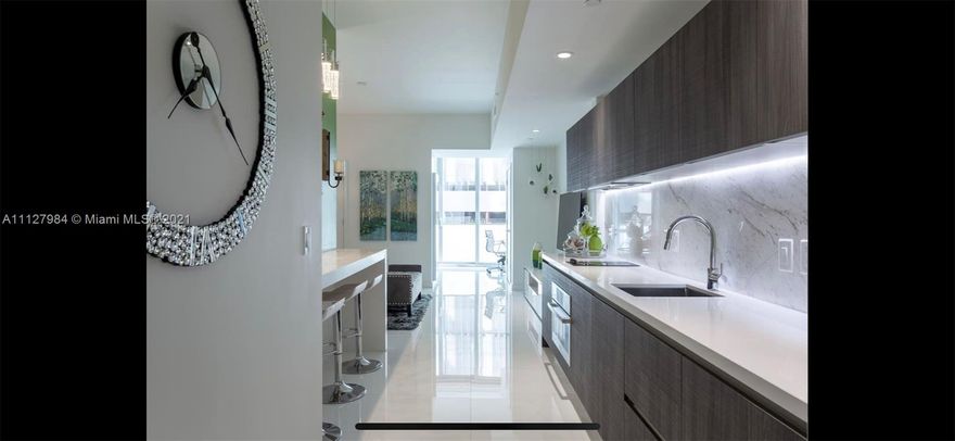 Fully FURNISHED Studio with Full Bathroom. Paramount Miami World Center is nominated as the building with the most amenities in the world and includes: basketball court, 5 pools, spa, gym with boxing area, barbecue area, virtual golf, recording studio, racquetball court, yoga, swimming pool Sunrise and playground. Soccer field, Sky-deck, Observatory with telescopes, tennis courts, Jacuzzi on the 58th floor with views of the entire city and more amenities to come. Unit includes 1 car valet included with the rent.  Come and enjoy luxury living! Cable, Internet, water, trash, and sewer included in rent. Just steps from the Metro Mover, Virgin Train Station, Bayside, the Port of Miami, the American Airlines Arena, museums, the Adrienne Arsht Center and more.