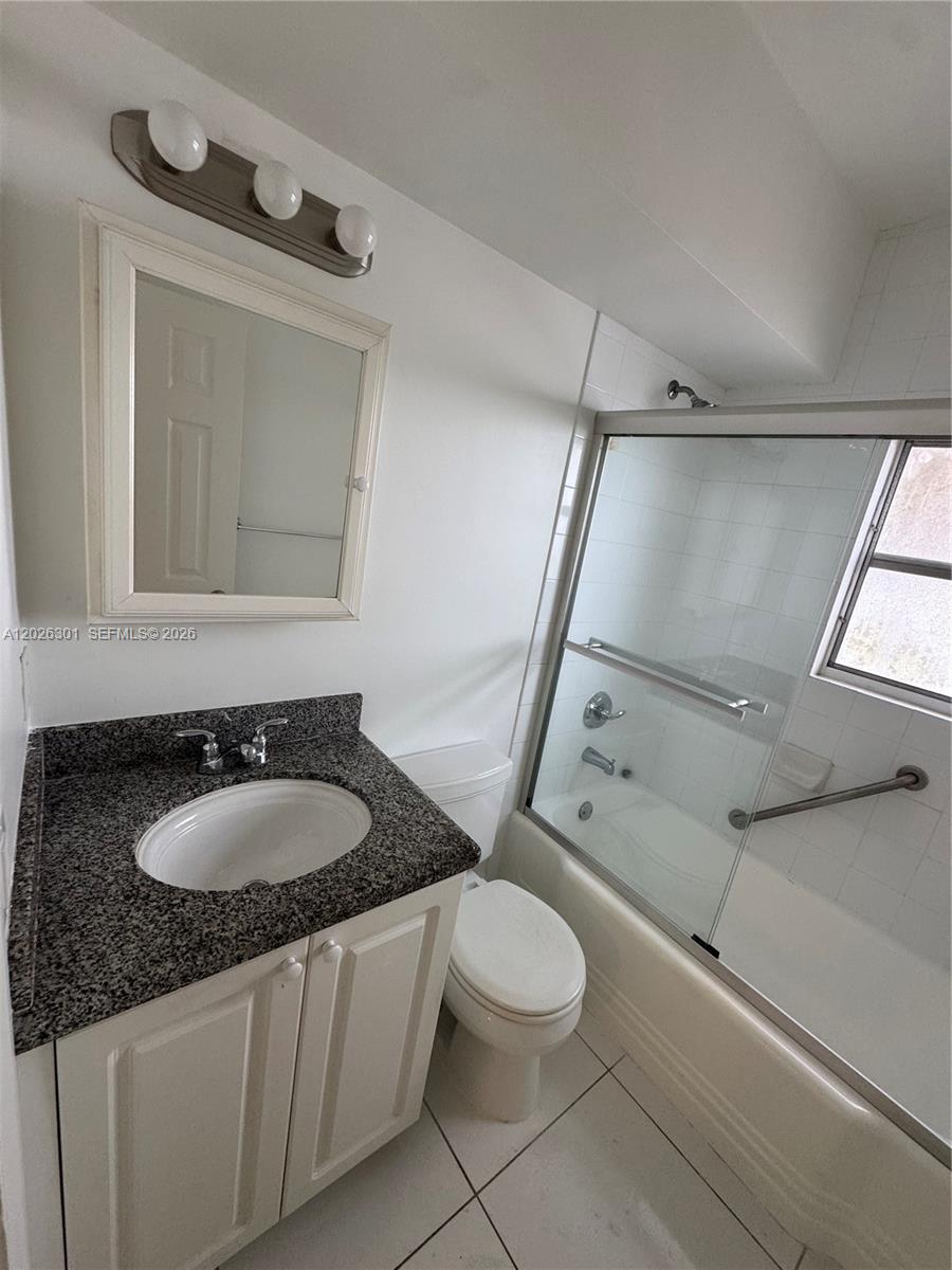 10281 E Bay Harbor Dr A3