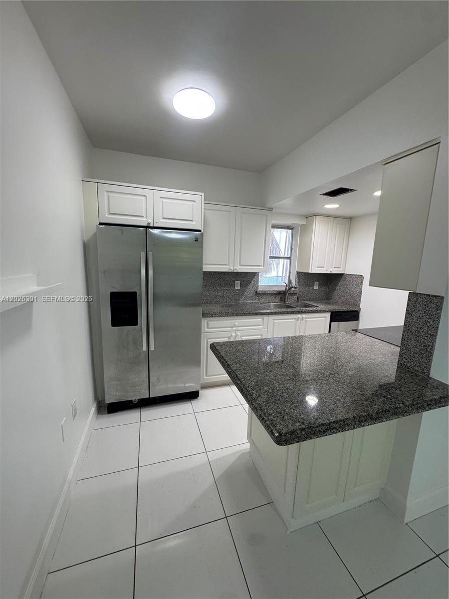 10281 E Bay Harbor Dr A3