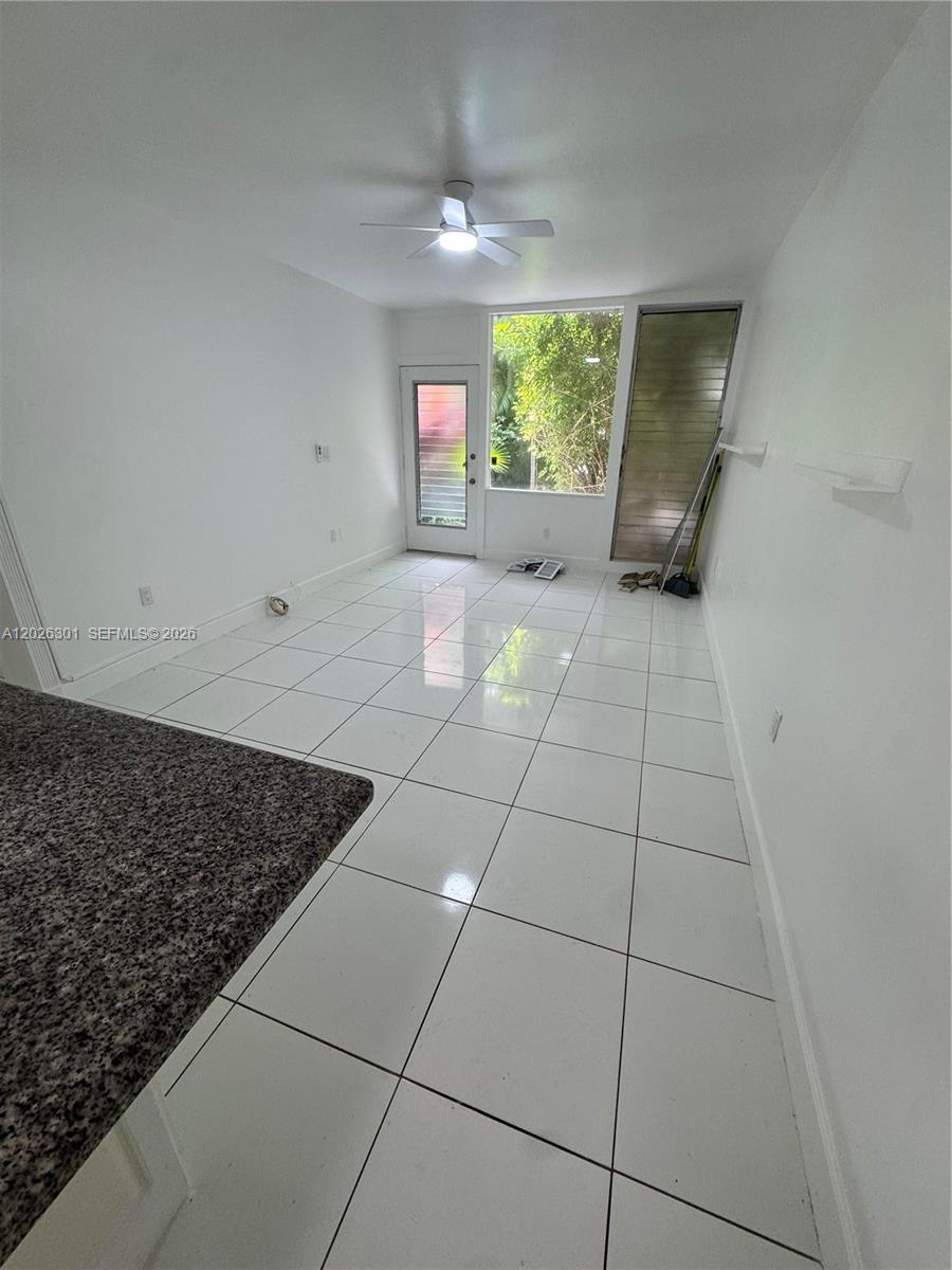 10281 E Bay Harbor Dr A3