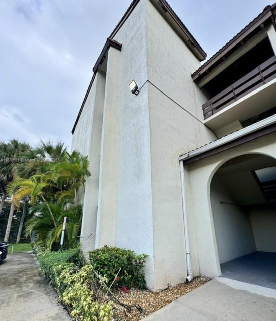 8933 SW 123rd Ct 102