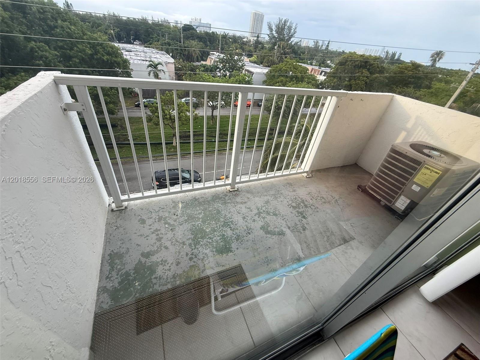 KEYSTONE TOWERS CONDO - Residential