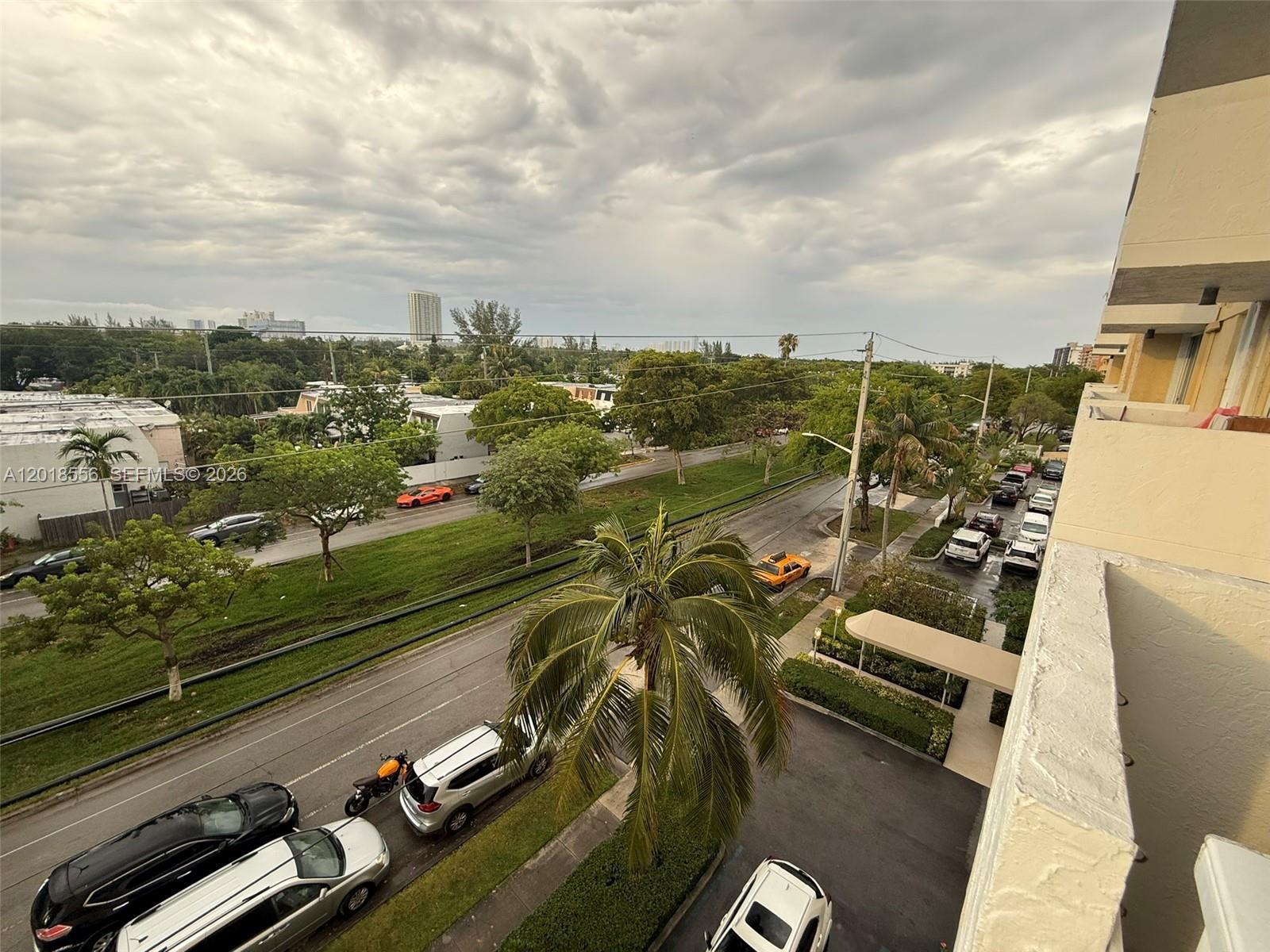 KEYSTONE TOWERS CONDO - Residential