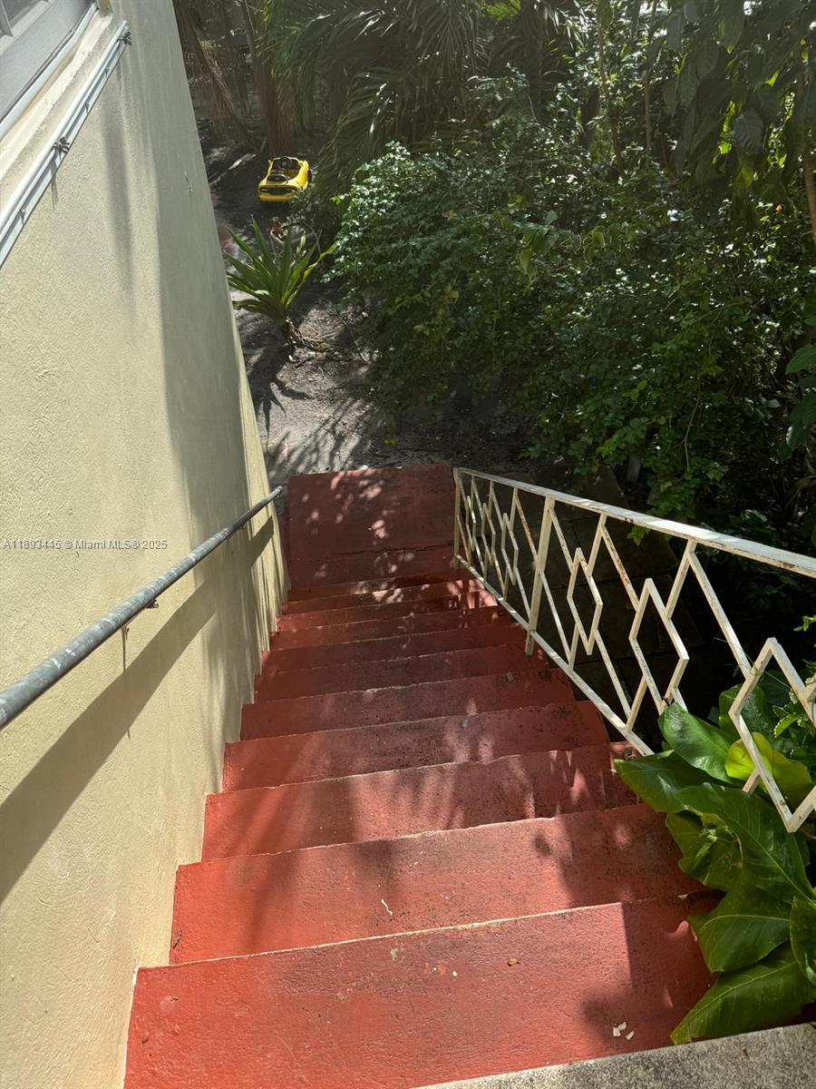 DANIA HEIGHTS EXT - Residential Lease