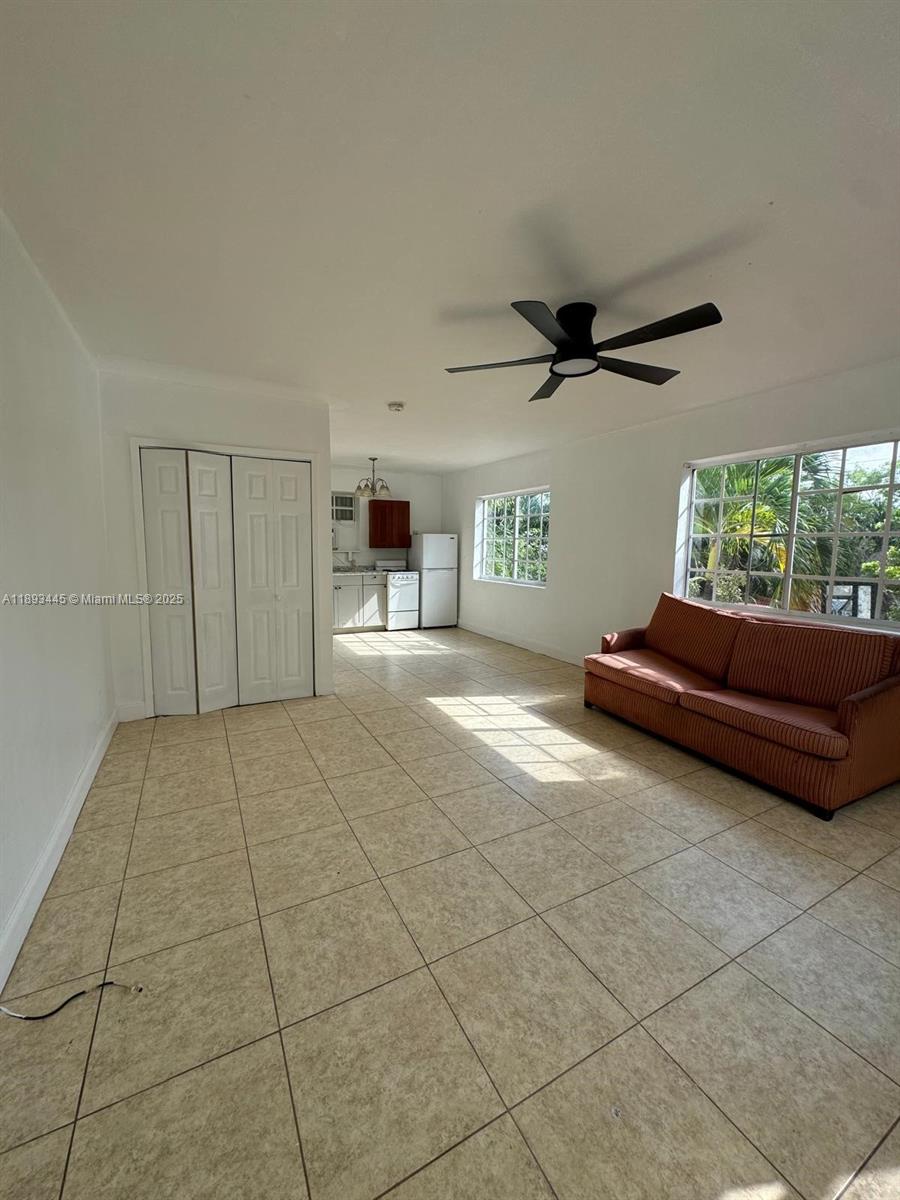 DANIA HEIGHTS EXT - Residential Lease