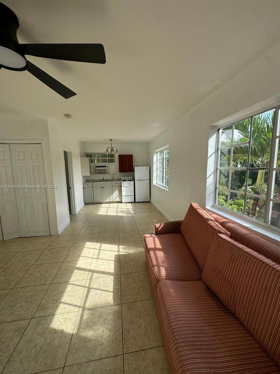DANIA HEIGHTS EXT - Residential Lease