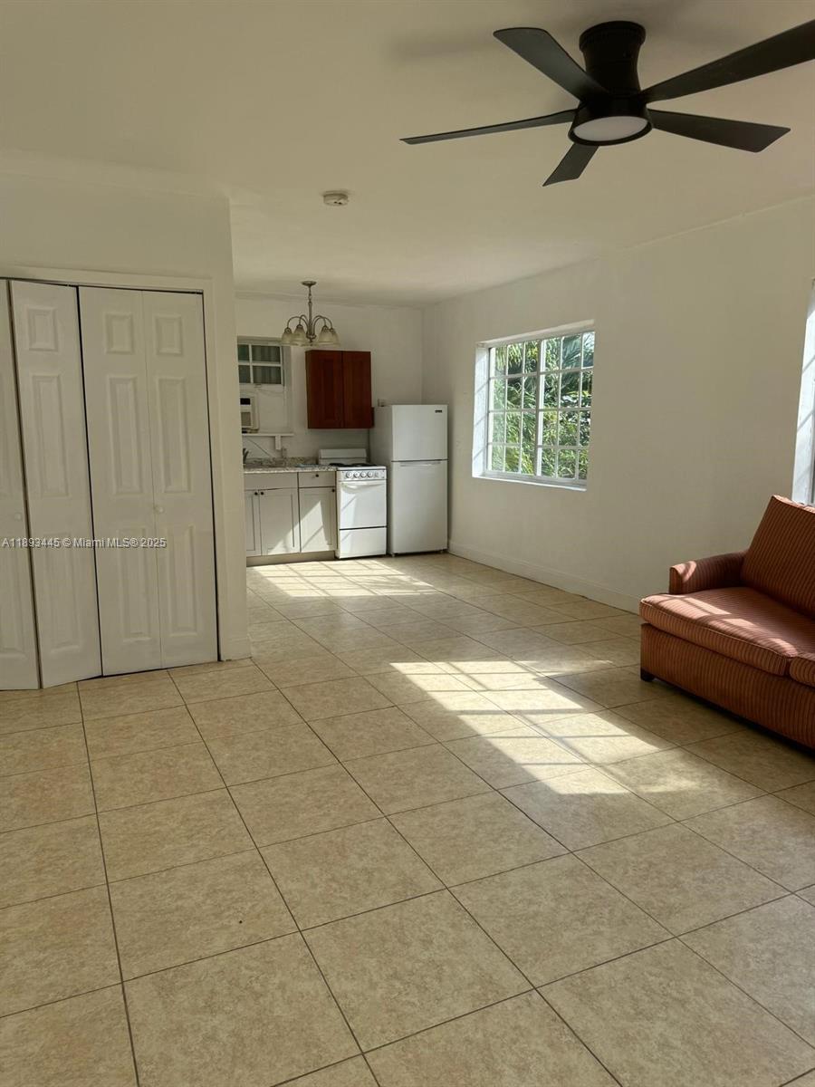 DANIA HEIGHTS EXT - Residential Lease