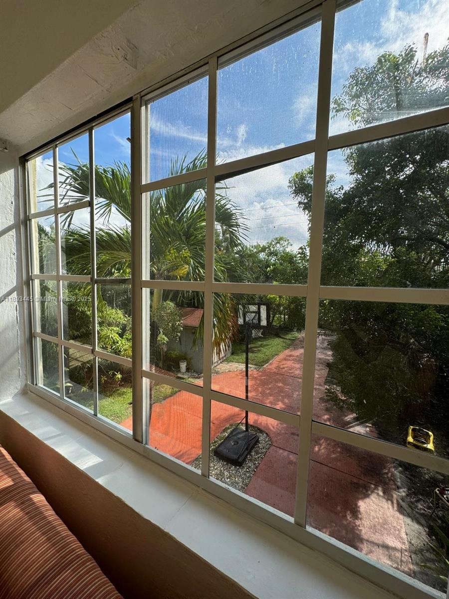 DANIA HEIGHTS EXT - Residential Lease