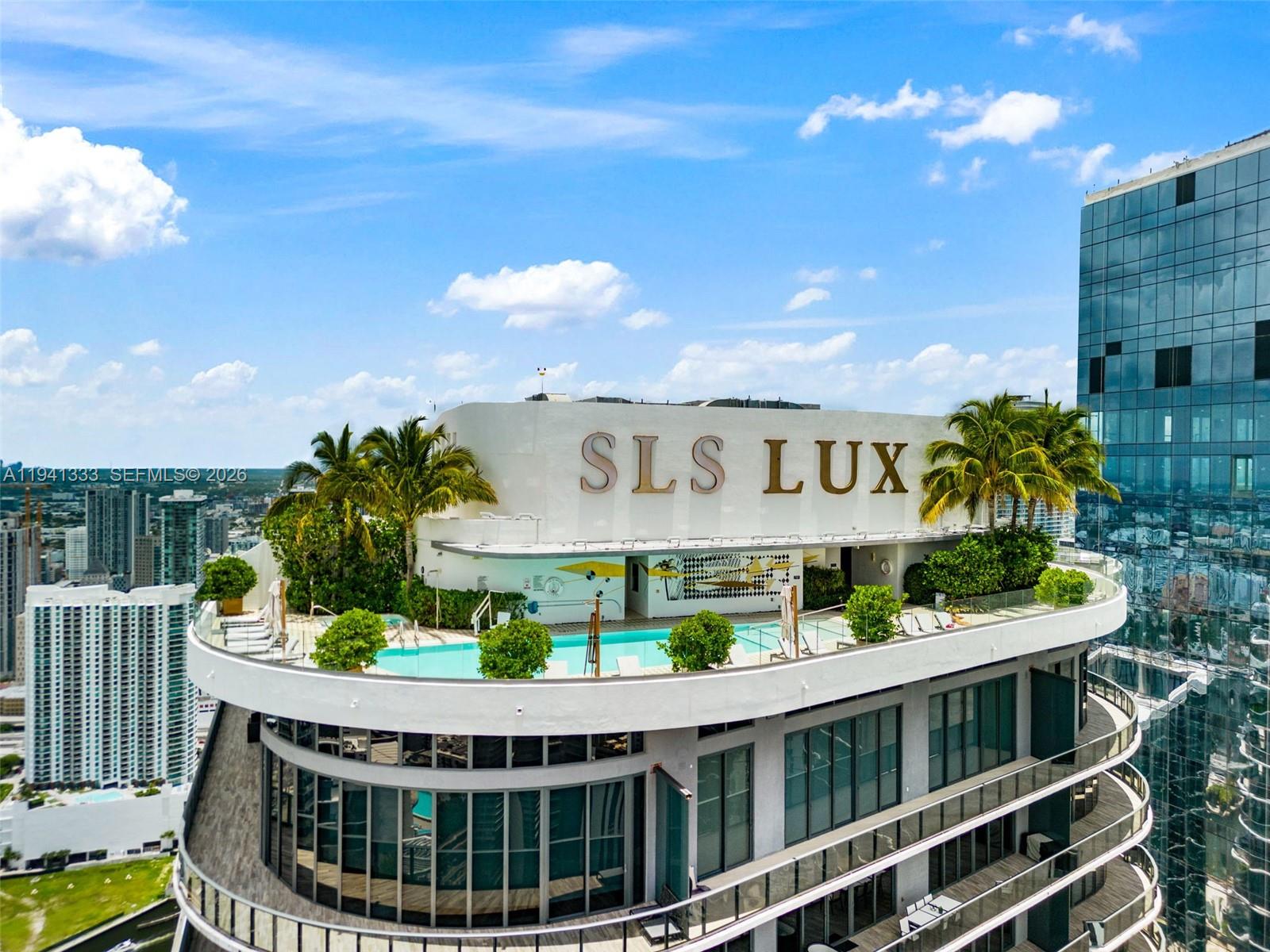 801 SMA RESIDENCES CONDO - Residential