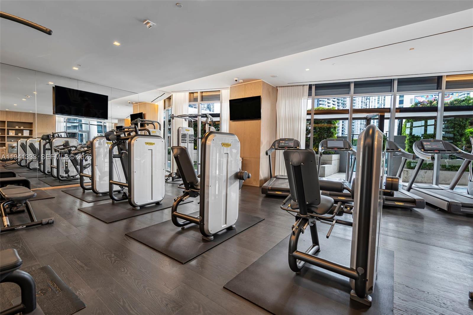 801 SMA RESIDENCES CONDO - Residential