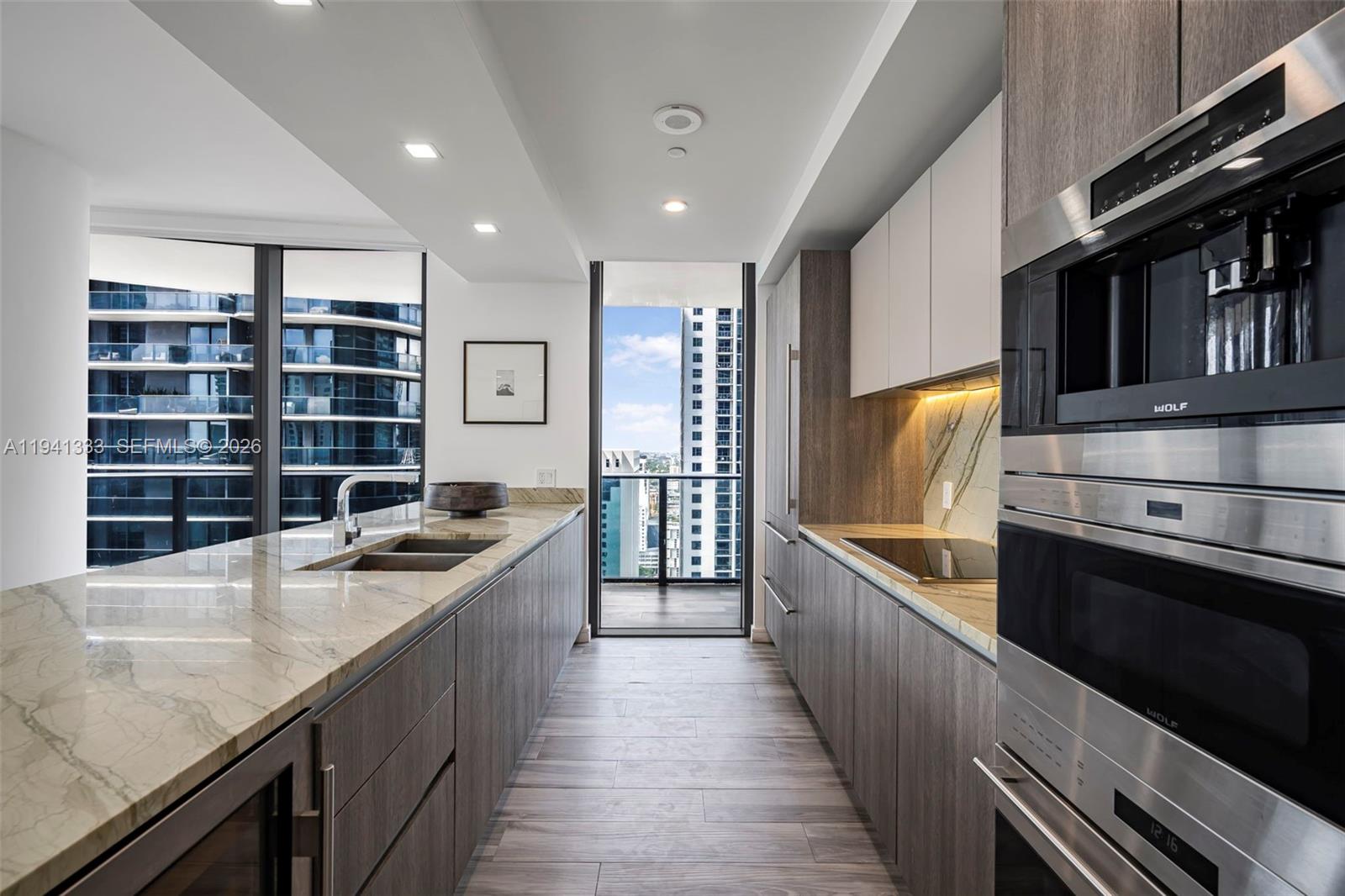 801 SMA RESIDENCES CONDO - Residential