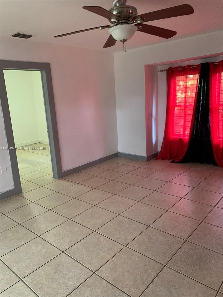 Welcome home to this beautifully 3 Beds 1 Bath home with a Dining Room and Living Room separate with very large and Private Backyard perfect to enjoy with friends and family. Conveniently located near major roads and close to i95.