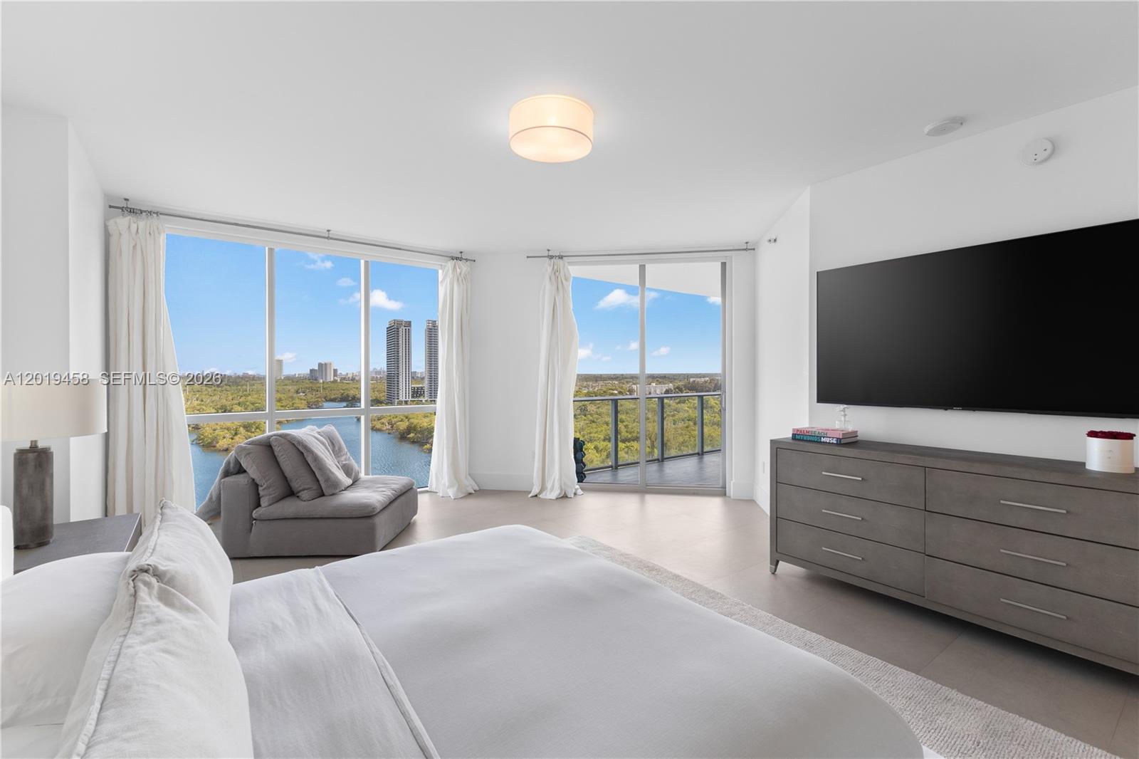 MARINA PALMS RESIDENCES S - Residential