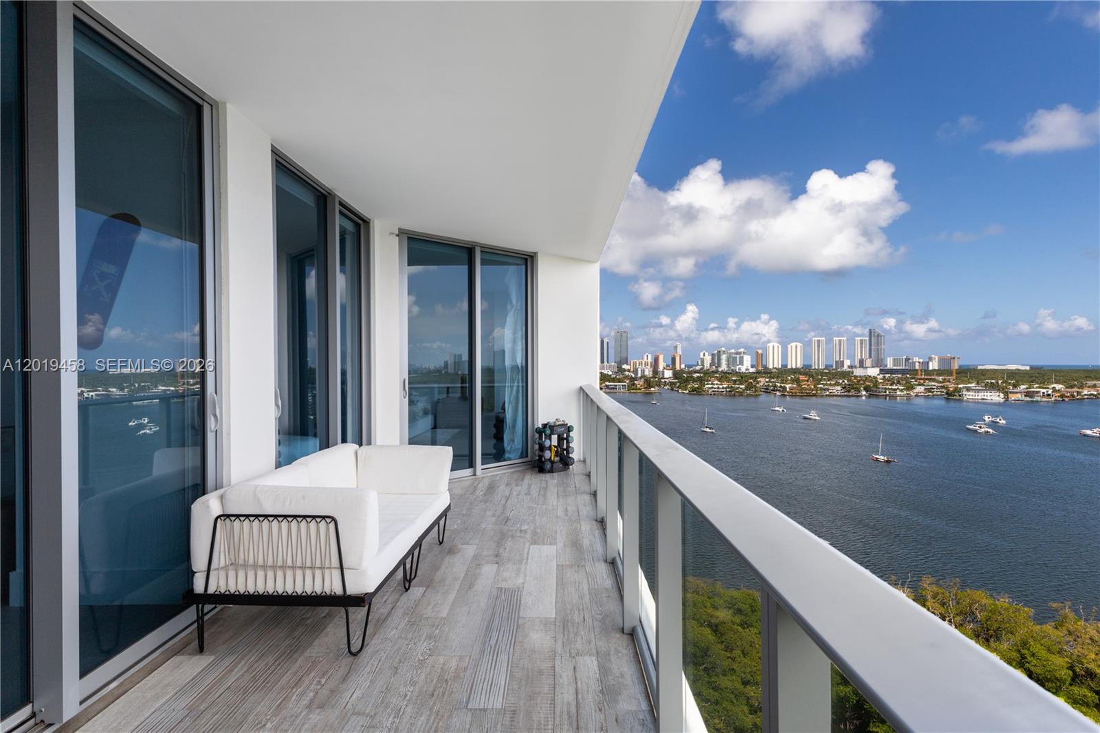 MARINA PALMS RESIDENCES S - Residential