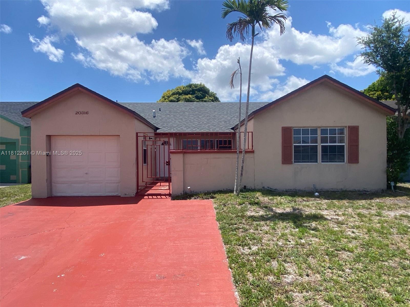 20316 Nw 32nd Path, Miami Gardens, Broward County, Florida - 4 Bedrooms  
2 Bathrooms - 