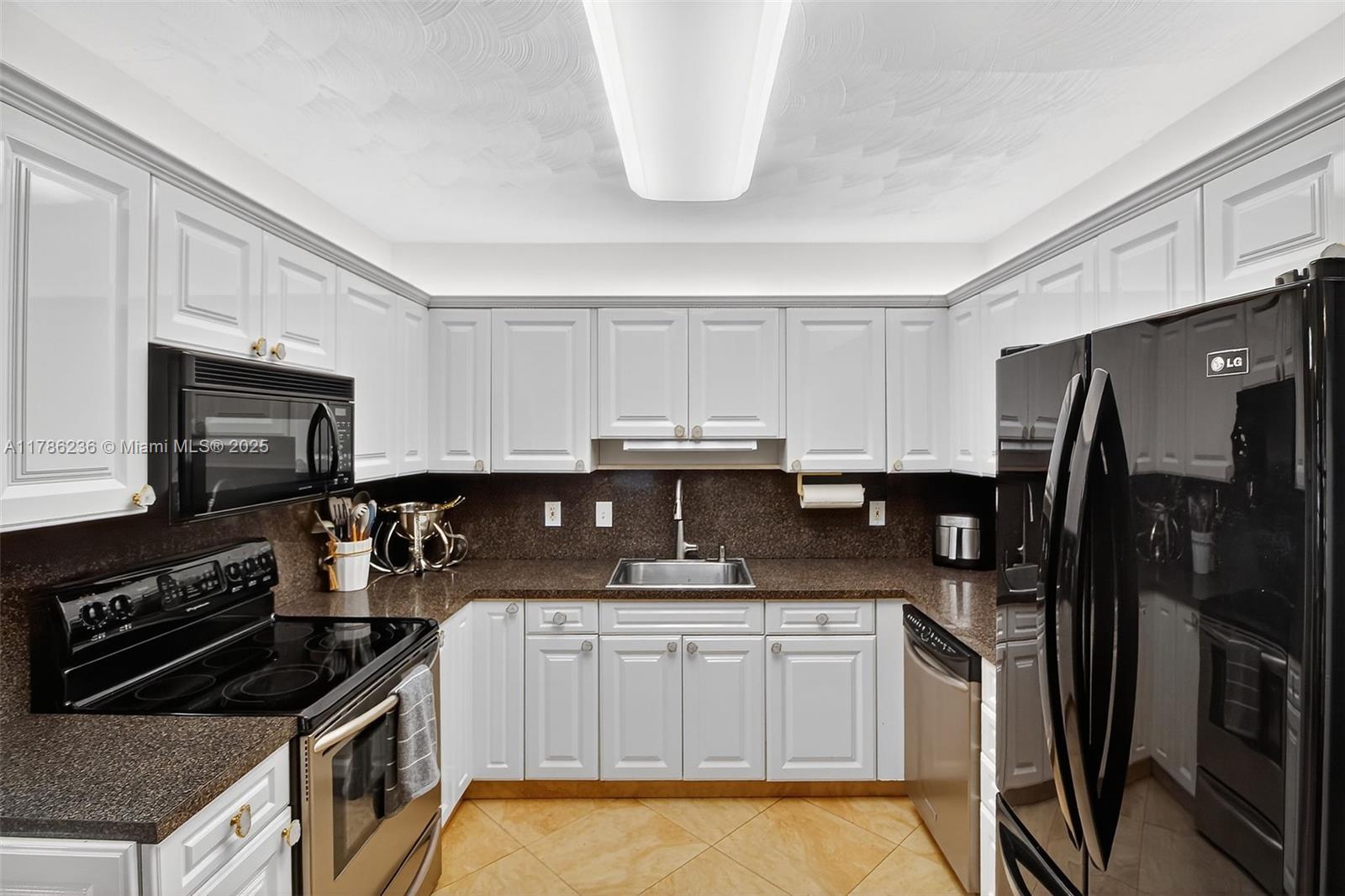 LOOK HOMESITES NO 4 - Residential