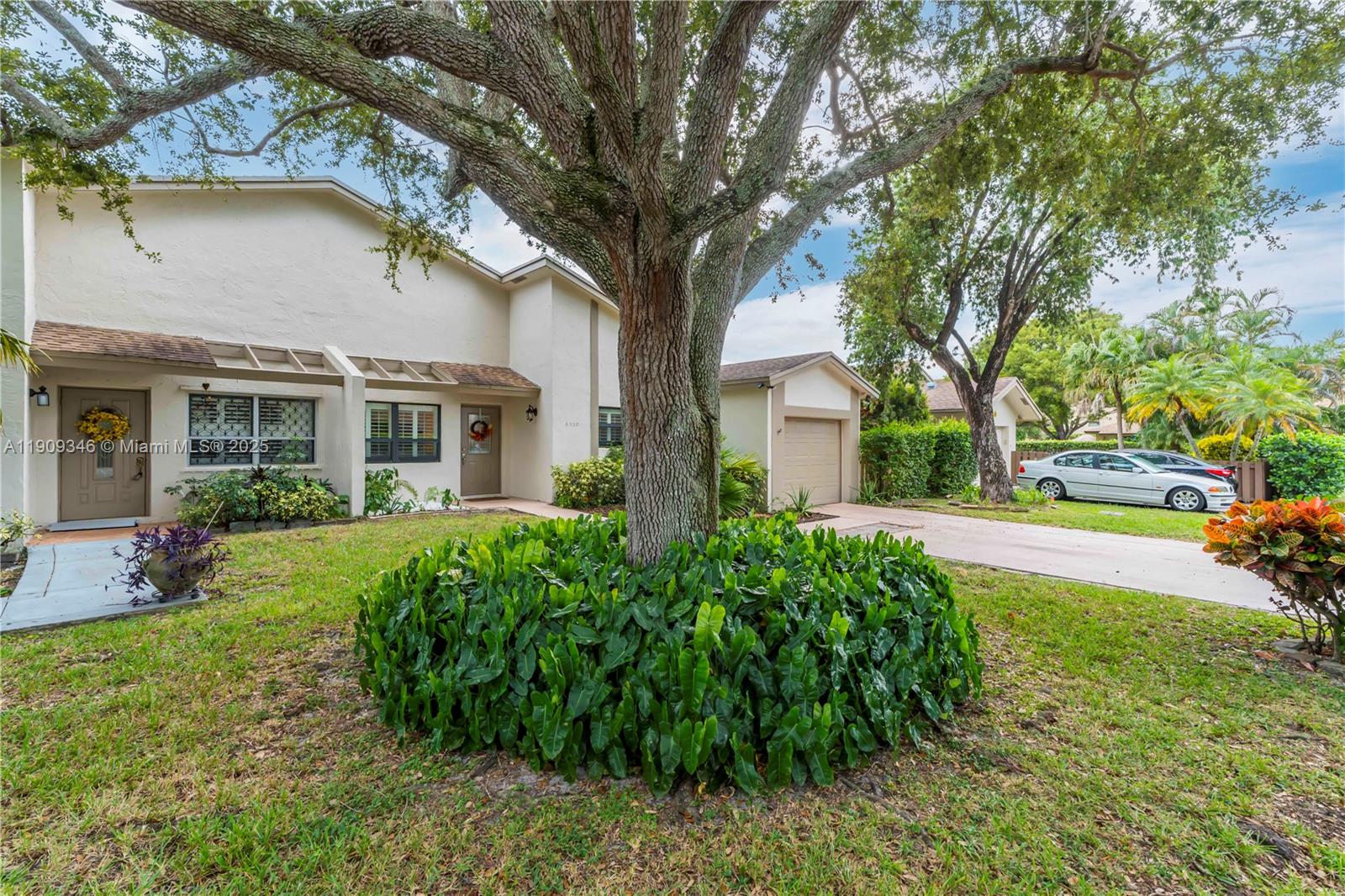 POLYNESIAN VILLAS - Residential