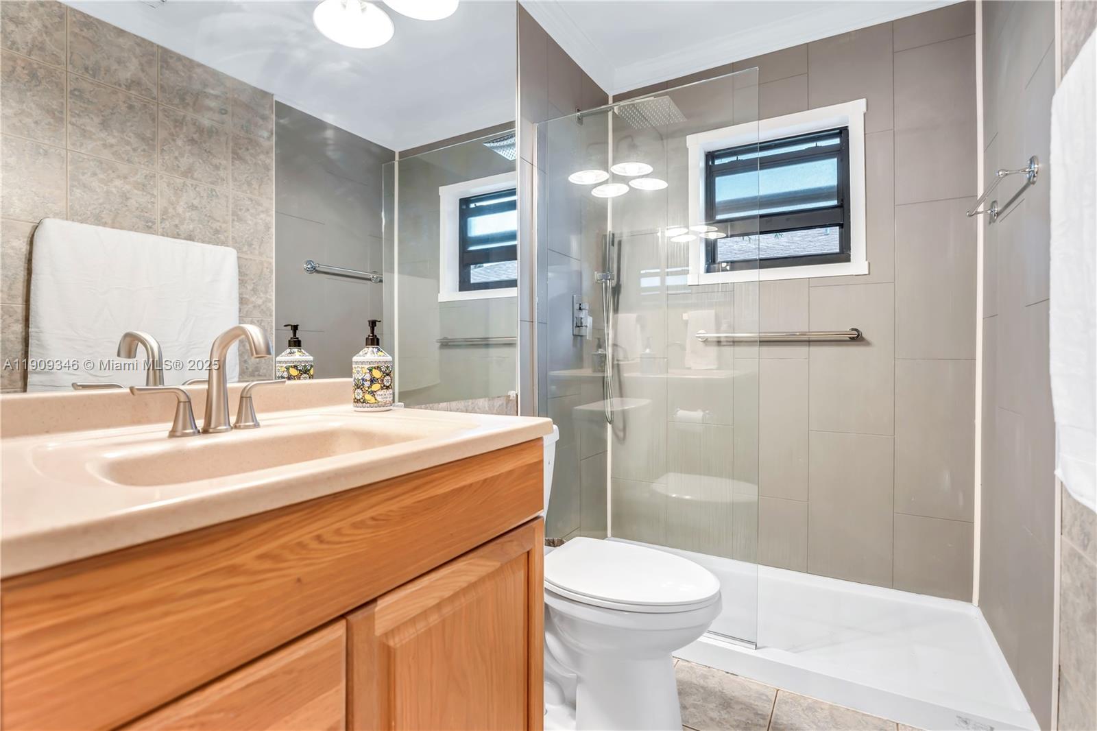 POLYNESIAN VILLAS - Residential