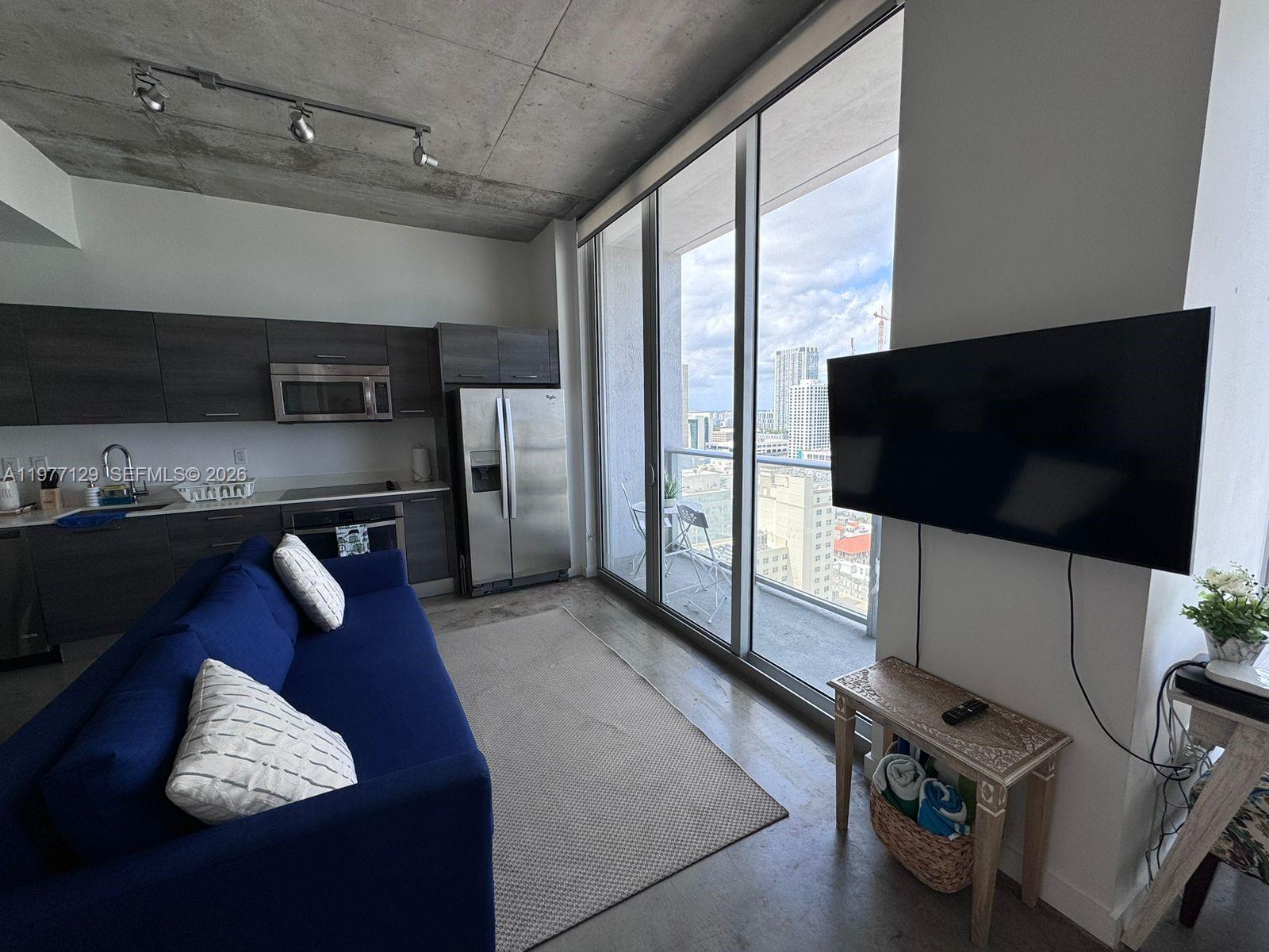 CENTRO CONDO - Residential