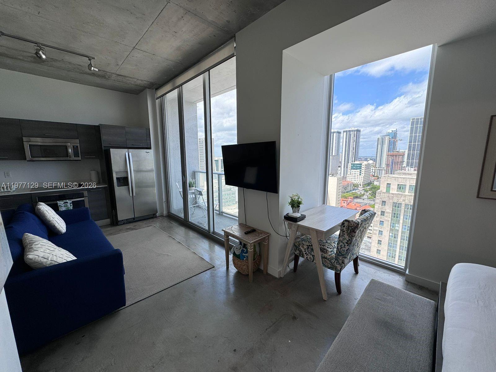 CENTRO CONDO - Residential