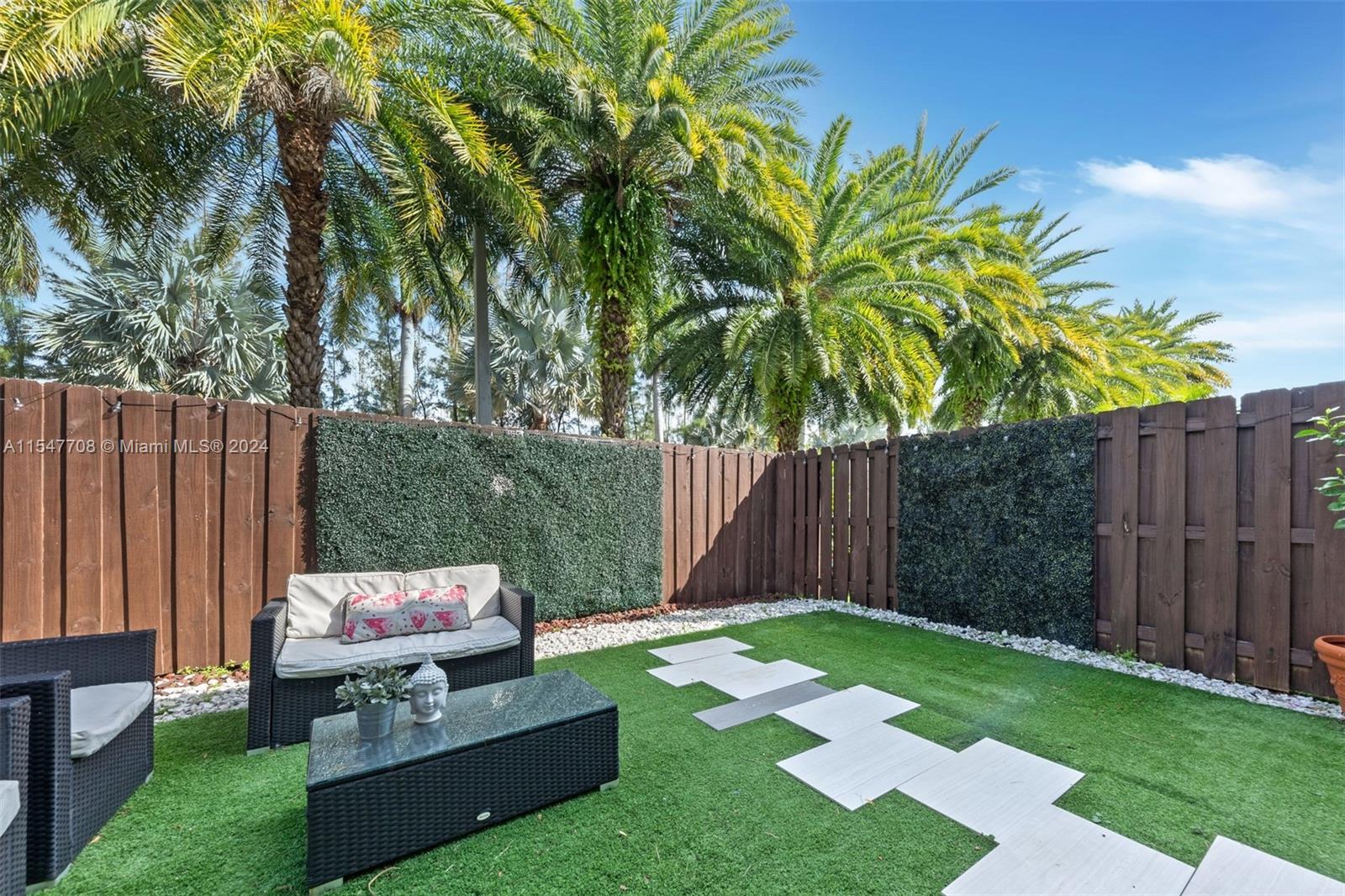 GRAND BAY NORTH - Residential