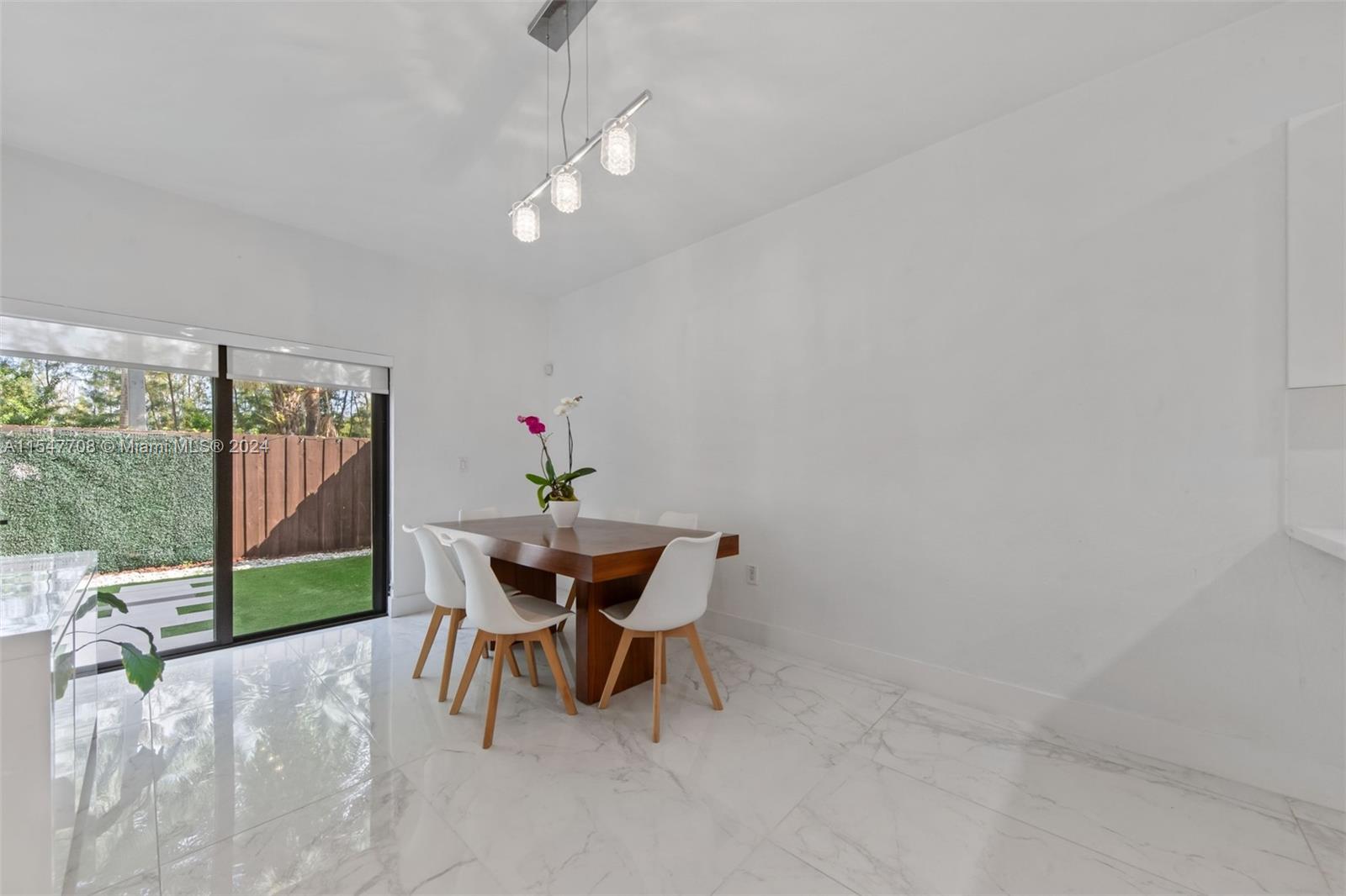 GRAND BAY NORTH - Residential