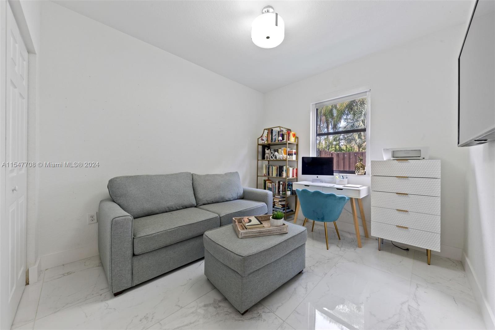 GRAND BAY NORTH - Residential