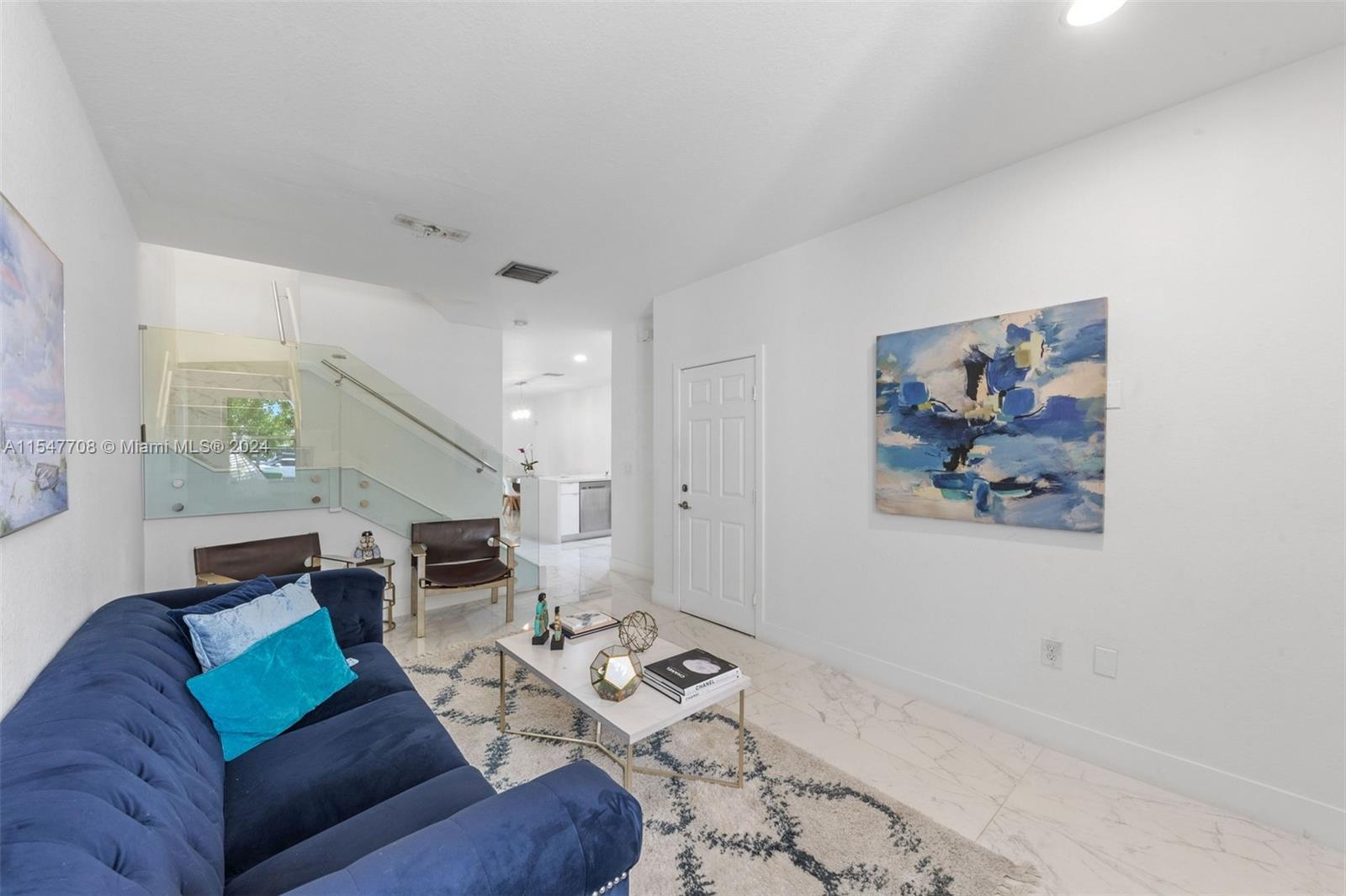 GRAND BAY NORTH - Residential