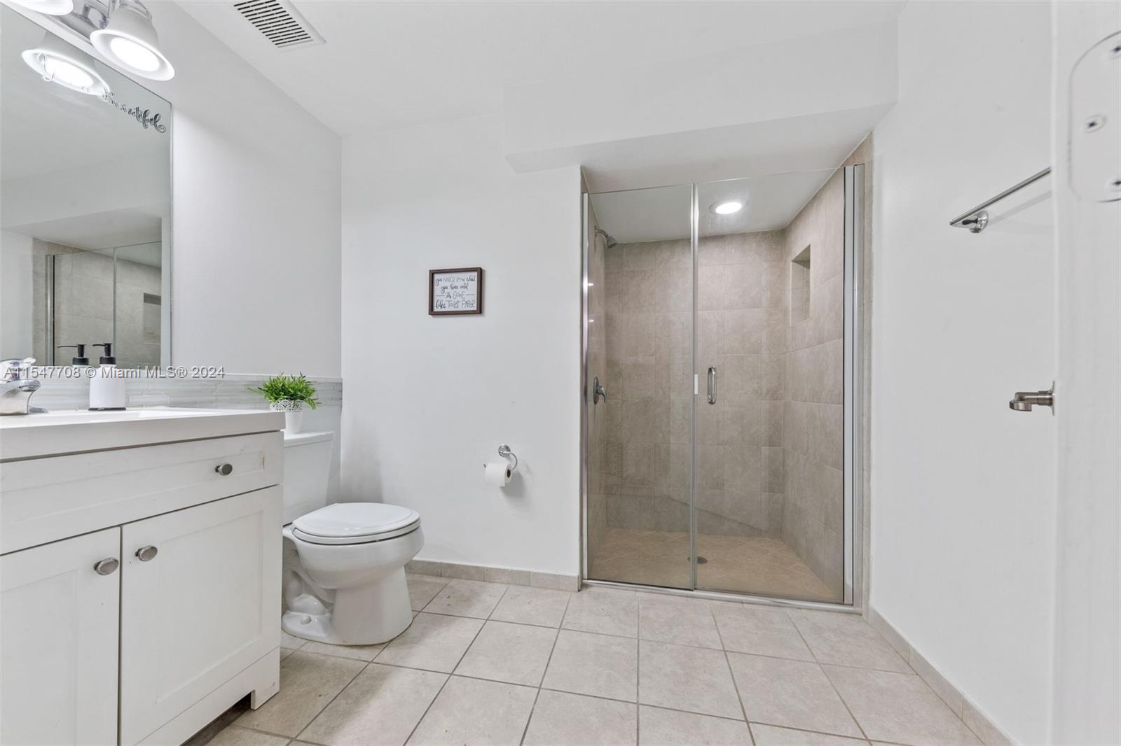 GRAND BAY NORTH - Residential