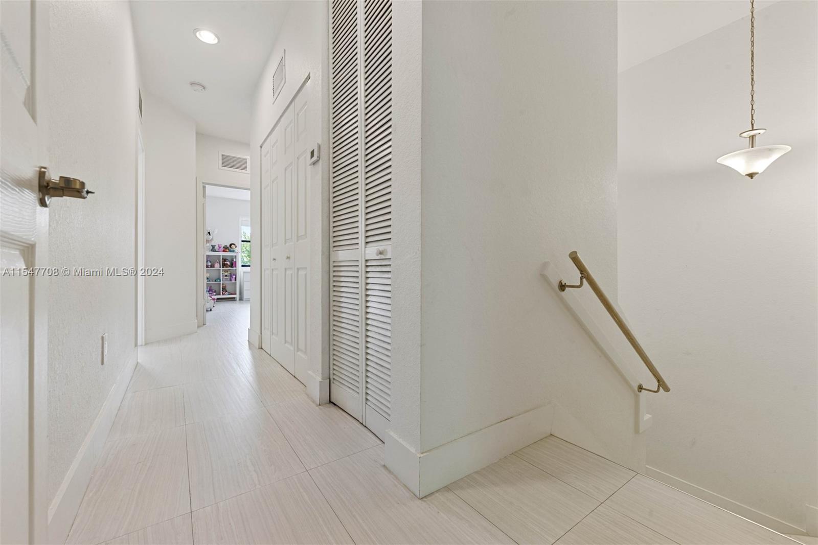 GRAND BAY NORTH - Residential