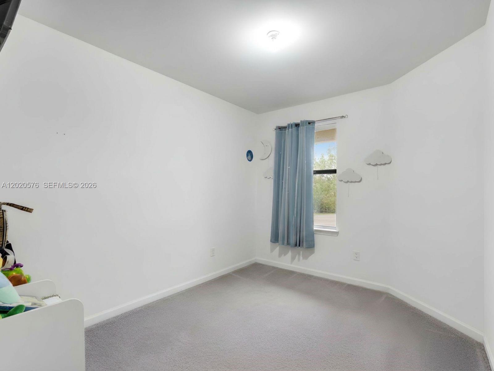 S ALLAPATTAH GARDENS - Residential