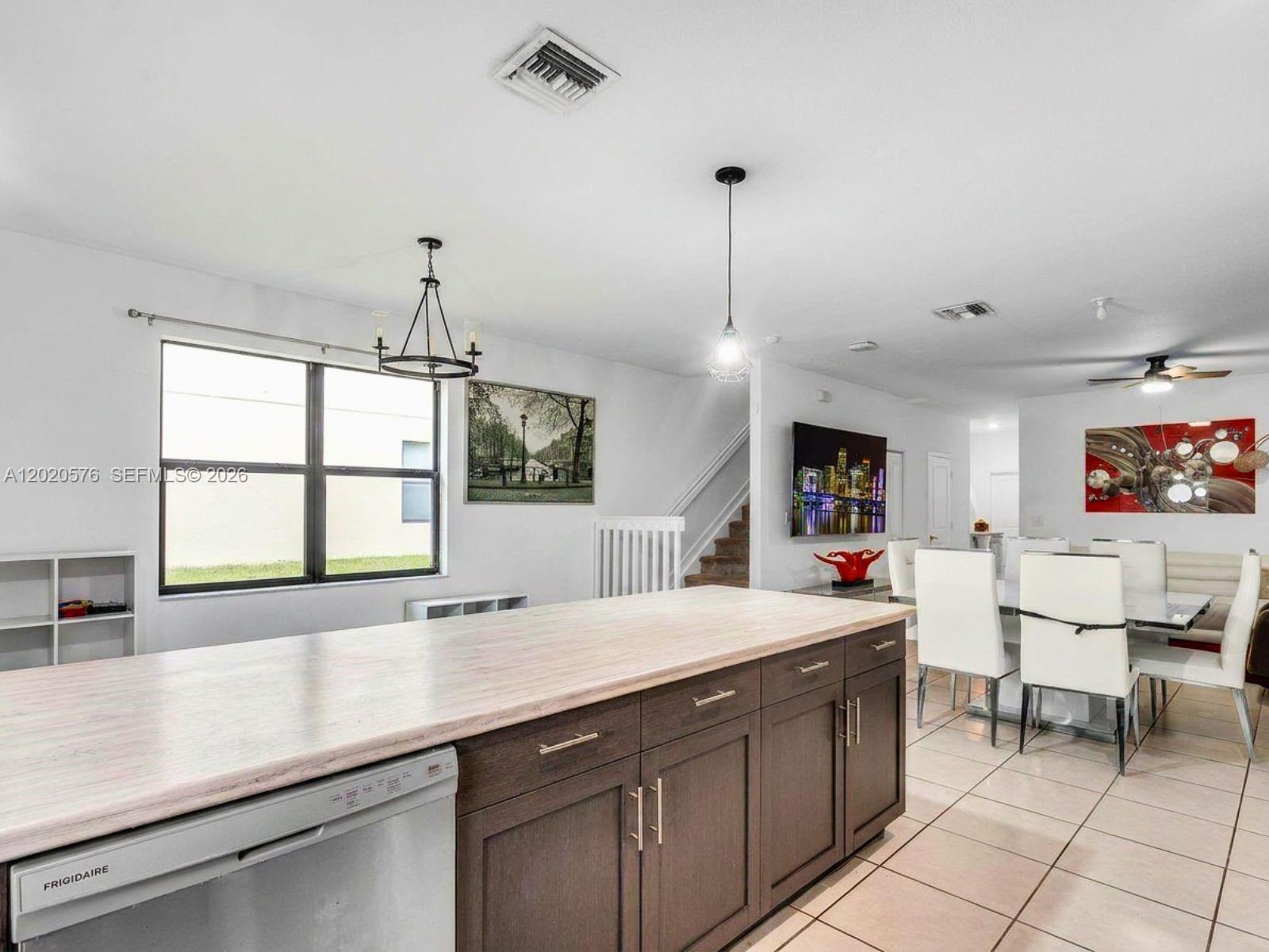 S ALLAPATTAH GARDENS - Residential