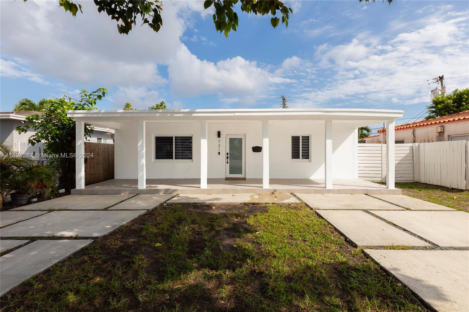 Property for Sale at 721 Tamiami Blvd, Miami, Broward County, Florida - Bedrooms: 3 
Bathrooms: 2  - $749,900