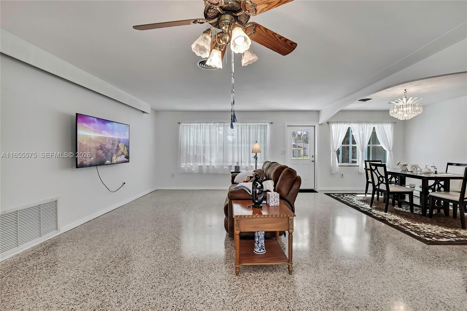 Paradise Country Club - Residential