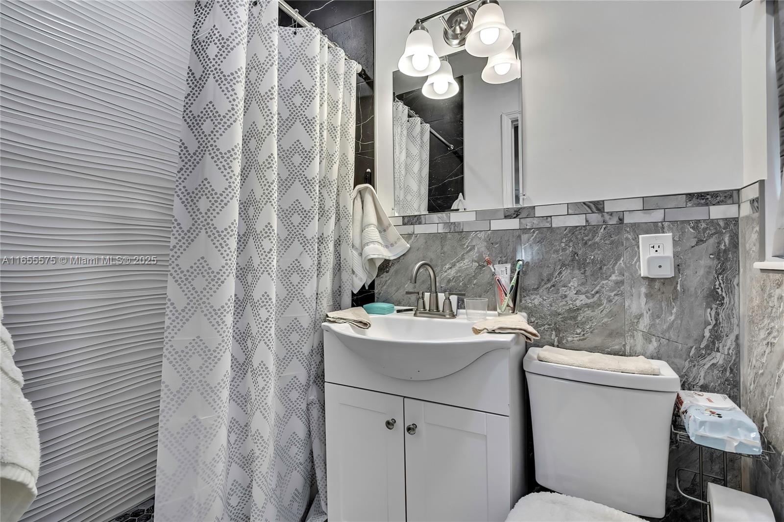 Paradise Country Club - Residential